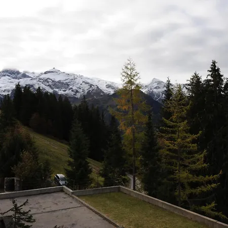 In In Simmental Bernese Oberland Apartman