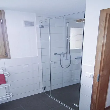 In Near Simmen Falls *