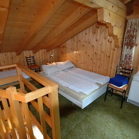 In Near Simmen Falls