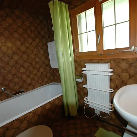 In Near Simmen Falls Apartamento