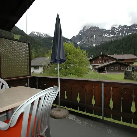 In Near Simmen Falls