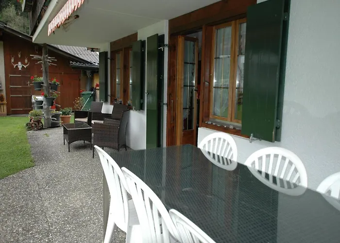 In Near Simmen Falls Apartament