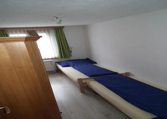 In Near Simmen Falls *