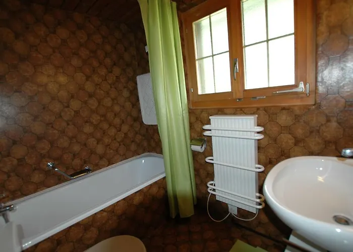 In Near Simmen Falls Apartament