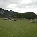 In Near Simmen Falls Apartamento Lenk