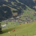 In Near Simmen Falls