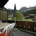 In Near Simmen Falls