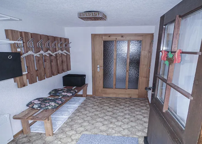 In Near Simmen Falls *